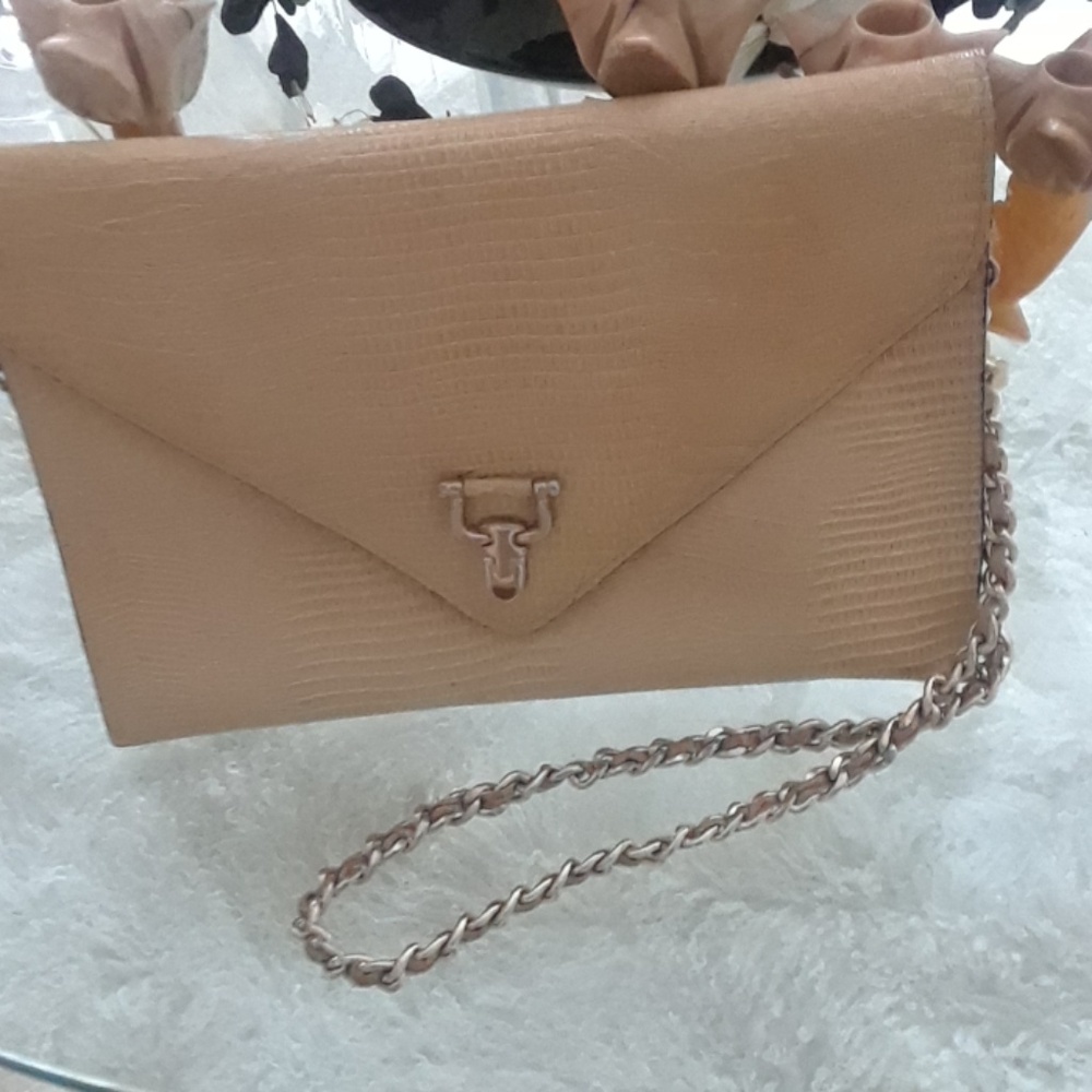 Purse - Picture 3 of 4